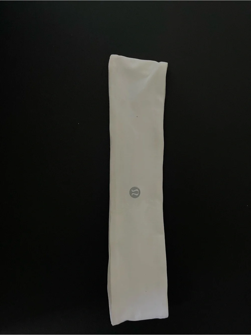 lululemon athletica White and Black Reversible Headband - Picture 2 of 2